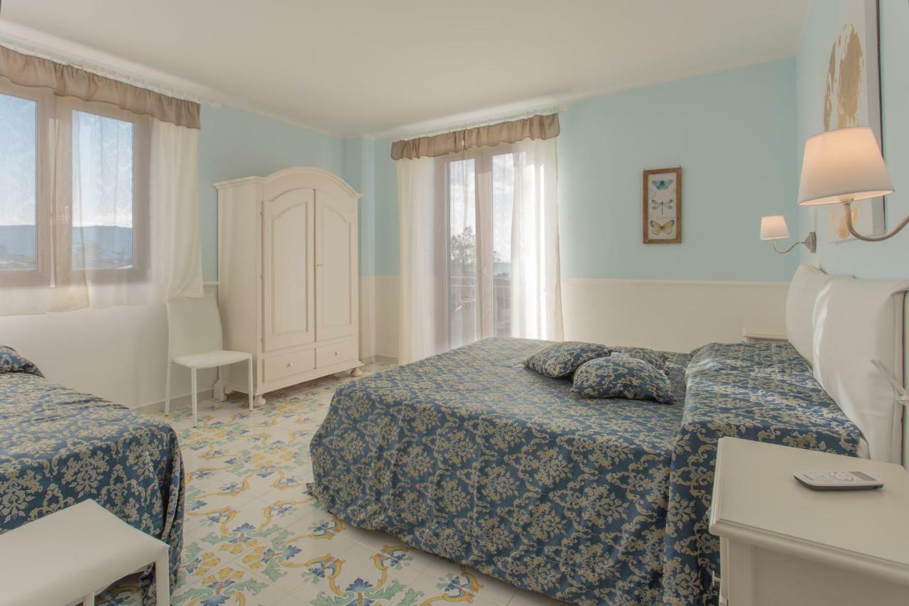 La Casetta In Villa Санта Мария ди Кастелабате Екстериор снимка